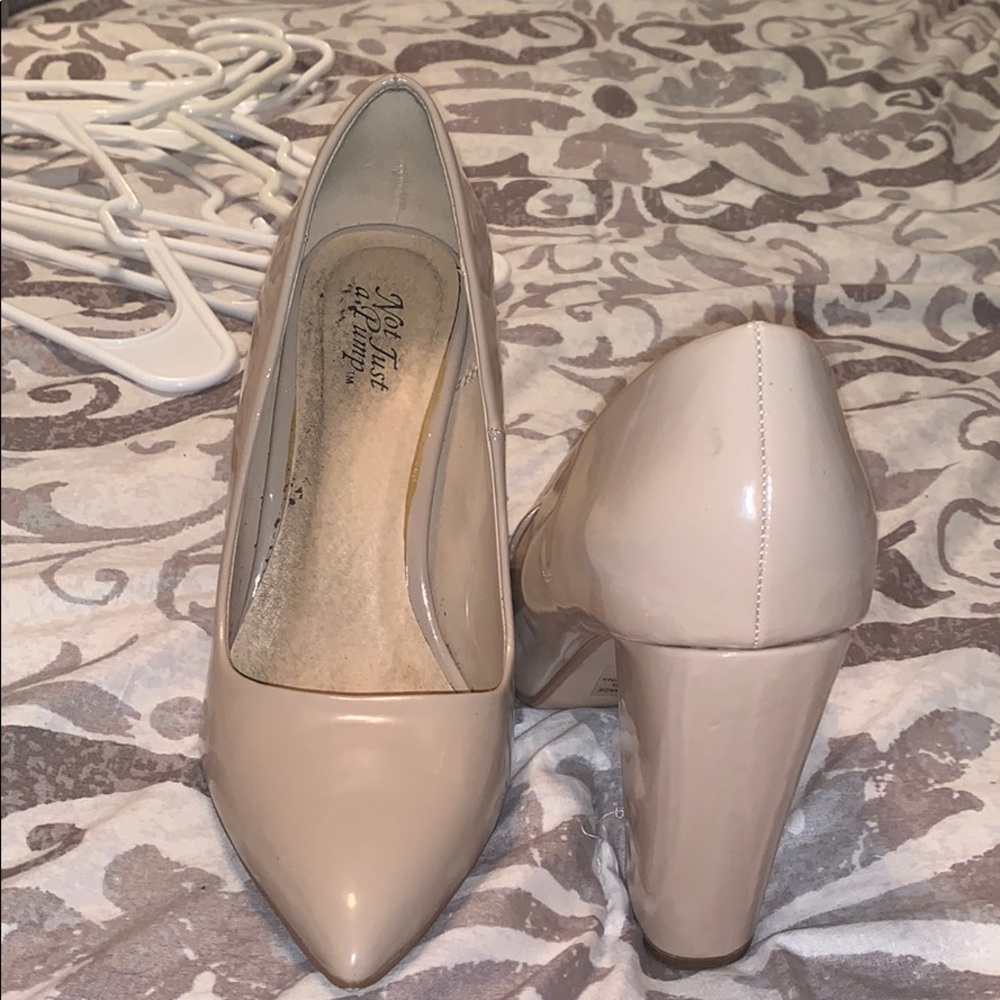 Nude Pointed Toed Heels